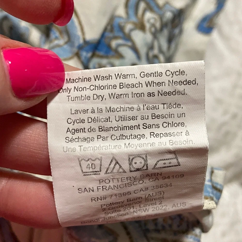 Pottery Barn Britt Medallion Queen Duvet